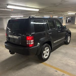 JEEP LIBERTY LIMITED - 8