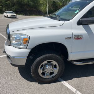 DODGE RAM 2500 SXT - 2