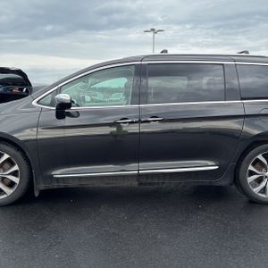 CHRYSLER PACIFICA LIMITED - 4