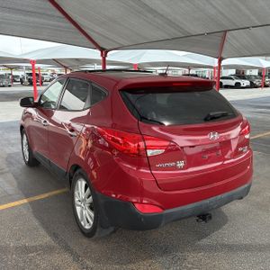 HYUNDAI TUCSON LIMITED - 5