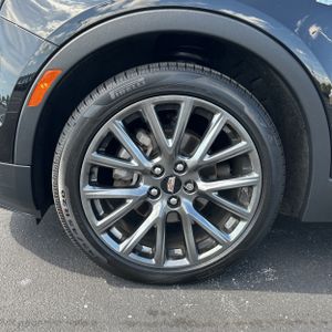 2019 Cadillac XT4 SPORT — фото 17