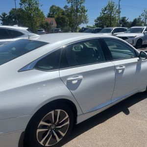 HONDA ACCORD HYBRID EX-L - 9