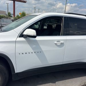 صورة 3 لـ 2020 Chevrolet TRAVERSE LT CLOTH