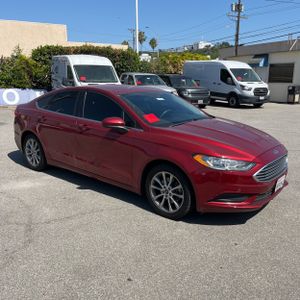 FORD FUSION SE - 10