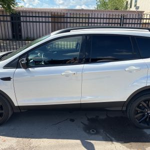 FORD ESCAPE SE - 4