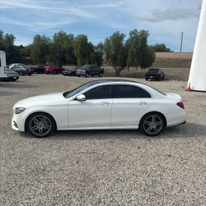 MERCEDES-BENZ E-CLASS - 3