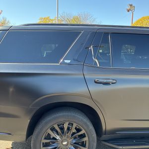 CADILLAC ESCALADE LUXURY - 9