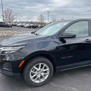 CHEVROLET EQUINOX LS - 2