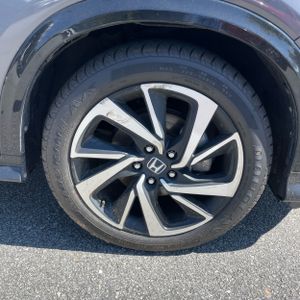 صورة 20 لـ 2019 Honda HR-V SPORT