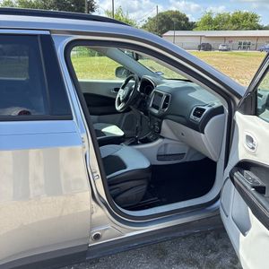 صورة مصغرة 33 لـ 2018 JEEP COMPASS LATITUDE