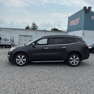 2016 Chevrolet TRAVERSE LT 照片 2