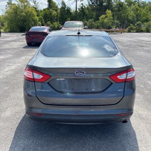 FORD FUSION SE - 6