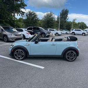 صورة 3 لـ 2013 MINI CONVERTIBLE COOPER S