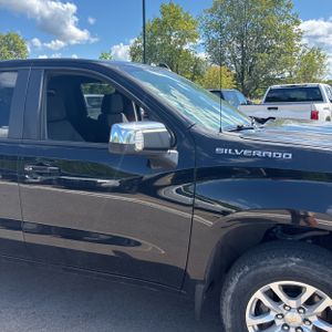 2020 Chevrolet SILVERADO 1500 LT thumbnail 13