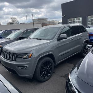 JEEP GRAND CHEROKEE - 1