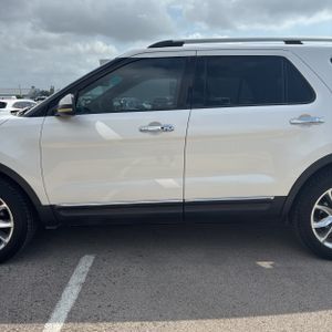 FORD EXPLORER LIMITED - 4