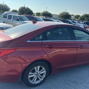 2013 Hyundai SONATA GLS 照片 9