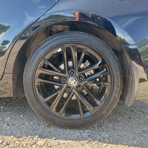 2025 Toyota CAMRY SE thumbnail 18