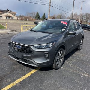 FORD ESCAPE PLATINUM - 1