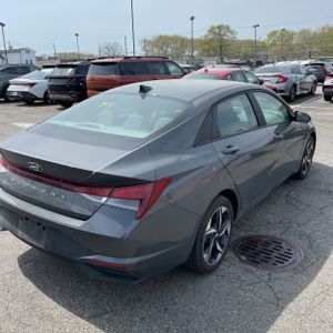 HYUNDAI ELANTRA SEL - 8