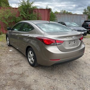 HYUNDAI ELANTRA SE - 5