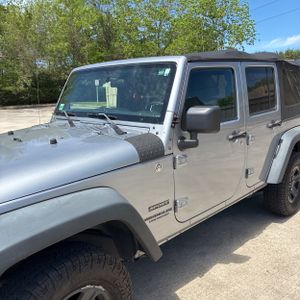 Jeep Wrangler Unlimited Sport - 2