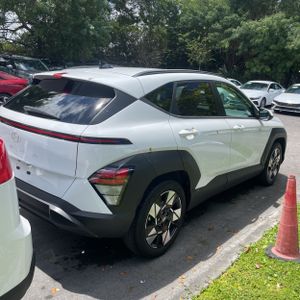 HYUNDAI KONA SEL - 8