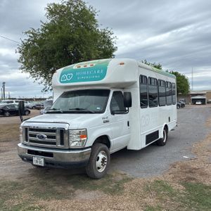 FORD E-350 CUTAWAY - 1