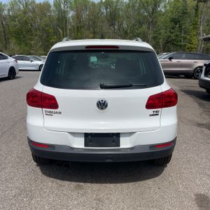 VOLKSWAGEN TIGUAN 2.0T WOLFSBURG EDITION 4MOTION - 6