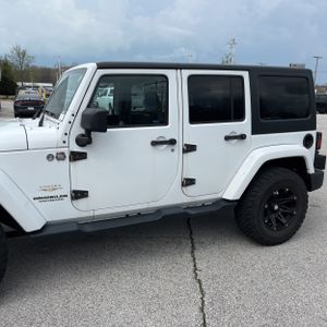 JEEP WRANGLER UNLIMITED SAHARA - 4