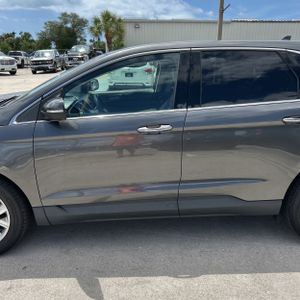 FORD EDGE TITANIUM - 4