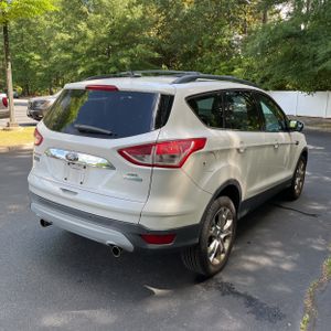FORD ESCAPE SEL - 8