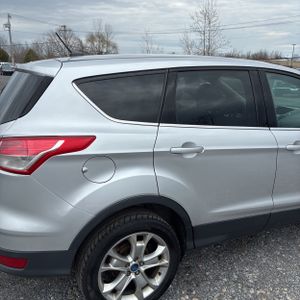 FORD ESCAPE SE - 9