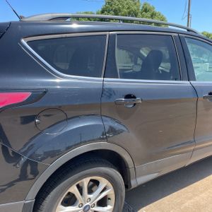 FORD ESCAPE SE - 9