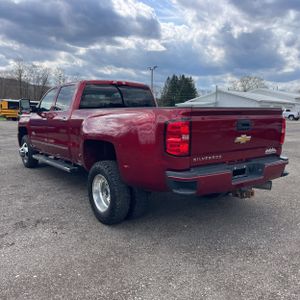 CHEVROLET SILVERADO 3500 HIGH COUNTRY - 5