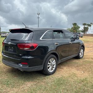 صورة 8 لـ 2019 KIA SORENTO LX
