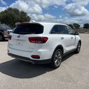 KIA SORENTO EX V6 - 8