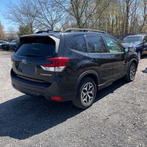 SUBARU FORESTER PREMIUM - 8