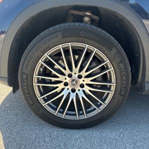 صورة مصغرة 16 لـ 2023 Mercedes-BENZ GLC