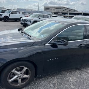 CHEVROLET MALIBU LS - 2