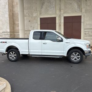 2020 FORD F-150 LARIAT 照片 9