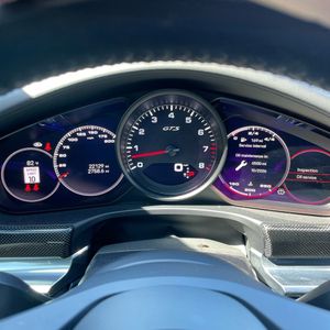 صورة 41 لـ 2022 Porsche PANAMERA GTS
