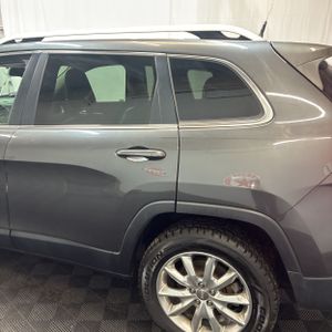 JEEP CHEROKEE LIMITED - 6