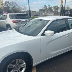 DODGE CHARGER SXT - 2
