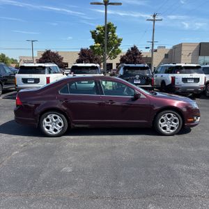 FORD FUSION SE - 10