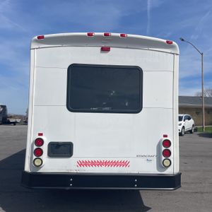 CHEVROLET EXPRESS 3500 - 7