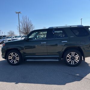 TOYOTA 4RUNNER - 4