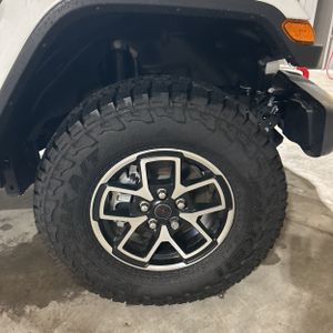 2025 JEEP GLADIATOR RUBICON — миниатюра 20