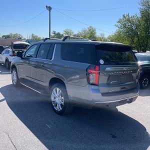 CHEVROLET SUBURBAN HIGH COUNTRY - 4