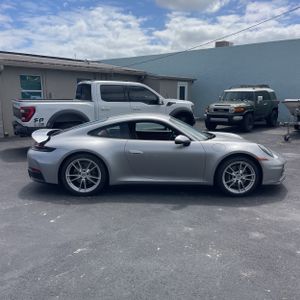 PORSCHE 911 CARRERA - 10